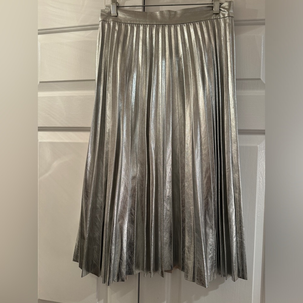 Zara Midi Silver Pleated Skirt with Side Zip Sz M